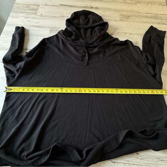 Torrid Super Soft Plush Shimmer Lounge Hoodie One Size Plus Size 1X-6X Black - Picture 13 of 16